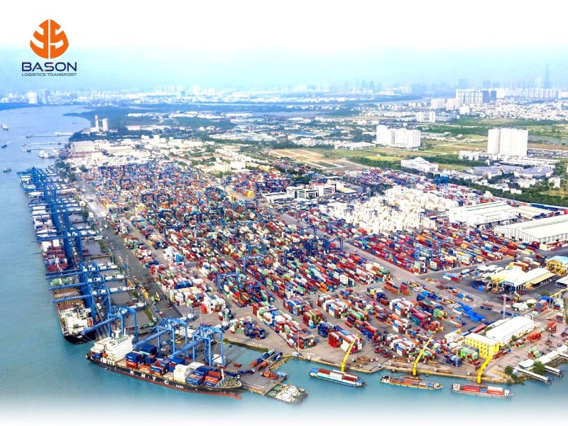 kho hàng gần cảng Sài Gòn