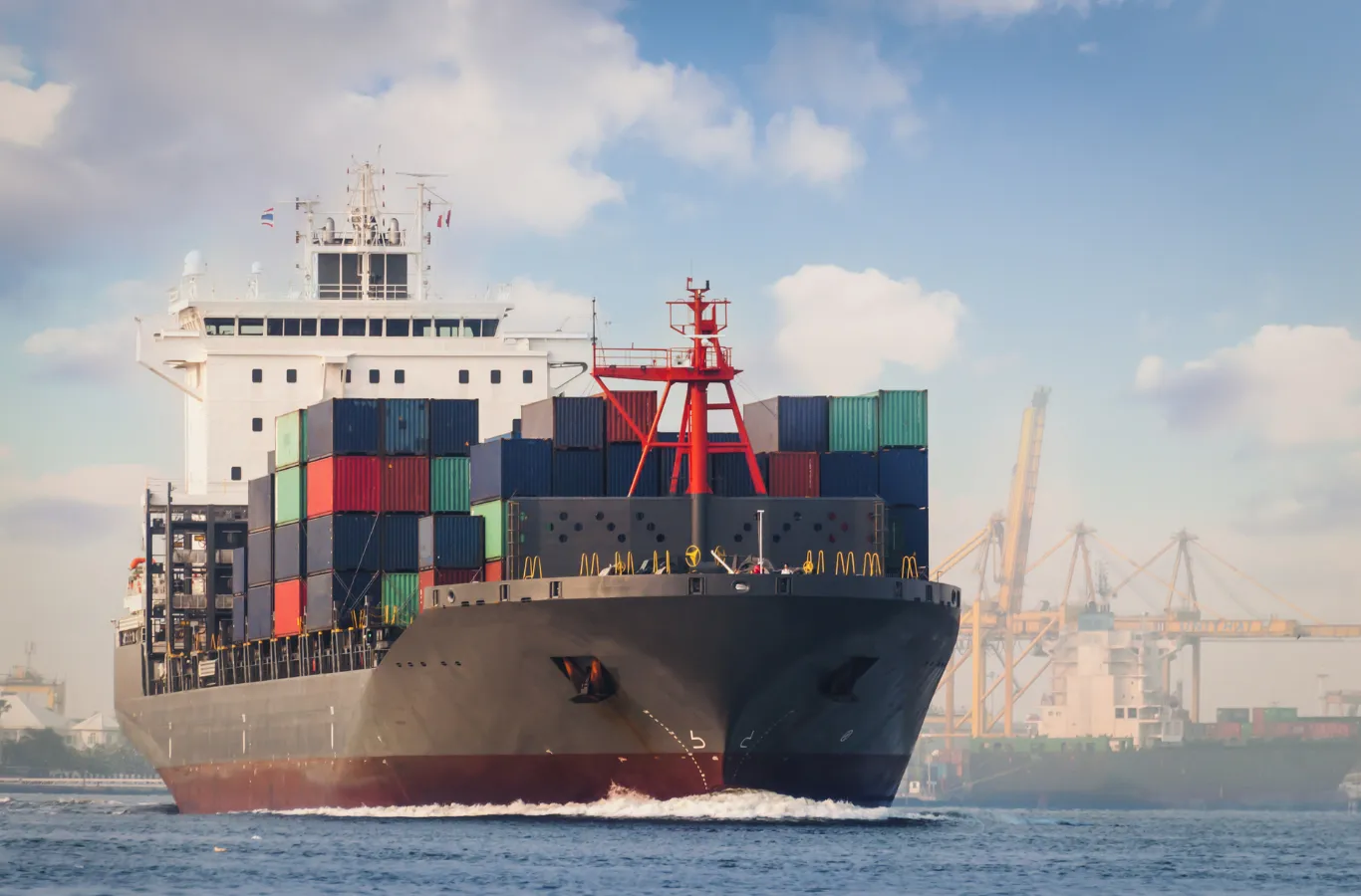 chi-phi-van-chuyen-container-rong (2)